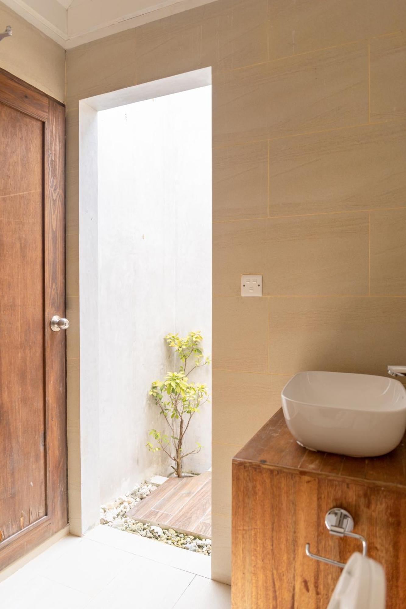 Brickwood Ganduvaru Private Villas Rasdhoo Exterior photo